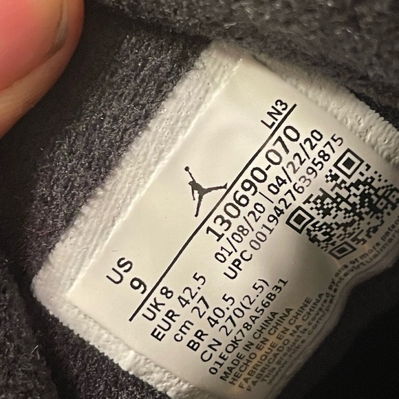 University Gold Retro Jordan 12 (Size 9) - Picture 6 of 6